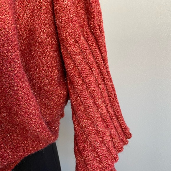 Beautiful cropped turtleneck sweater - Picture 12 of 12